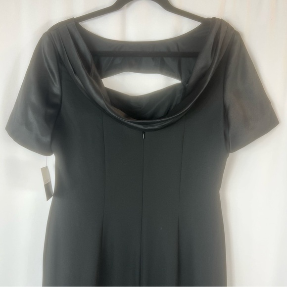 NWT Liz Claiborne Night black dress Size:10
100% polyester mother of the bride - Picture 7 of 14